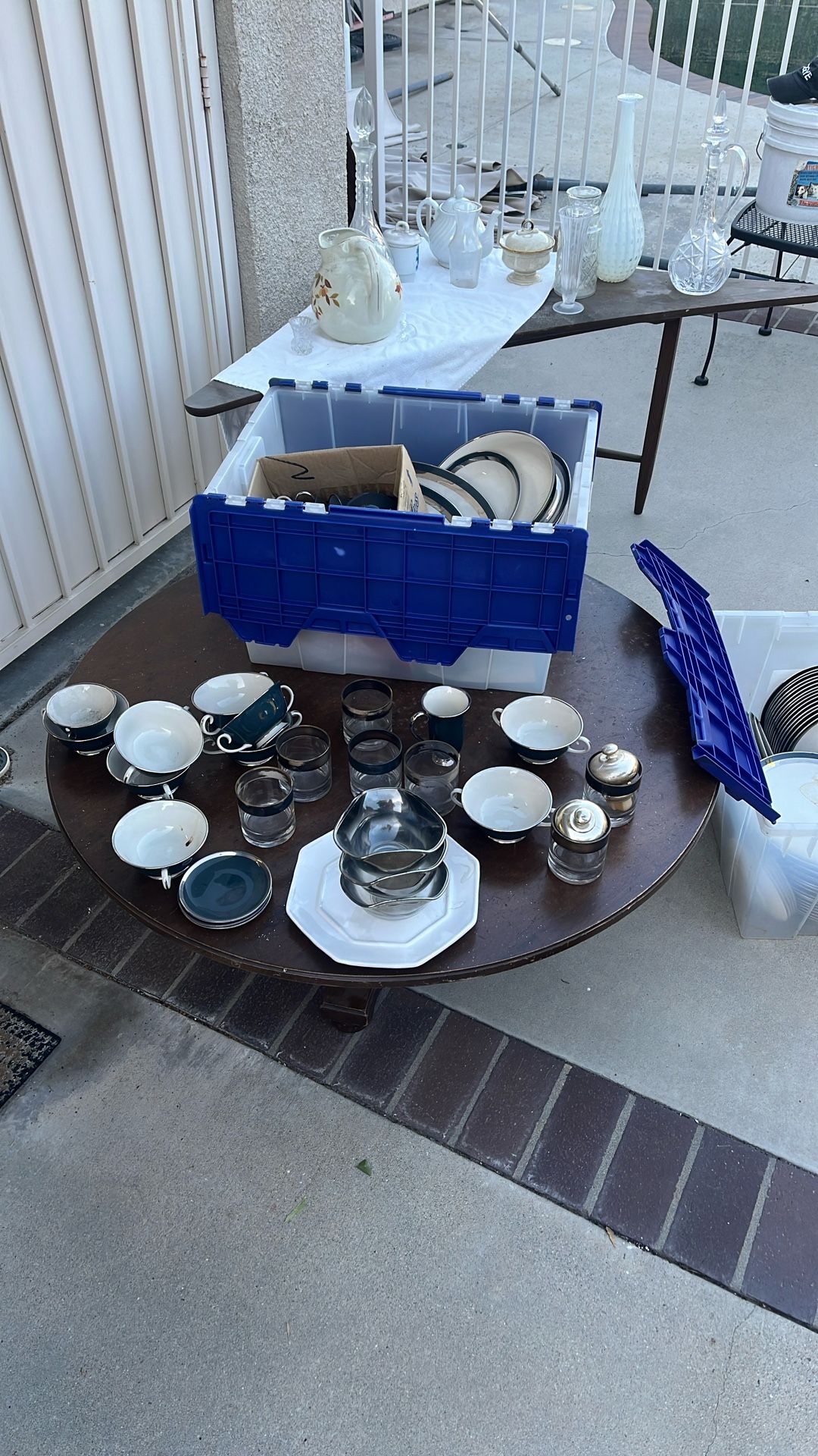 Flint ridge China California Contessa Lot