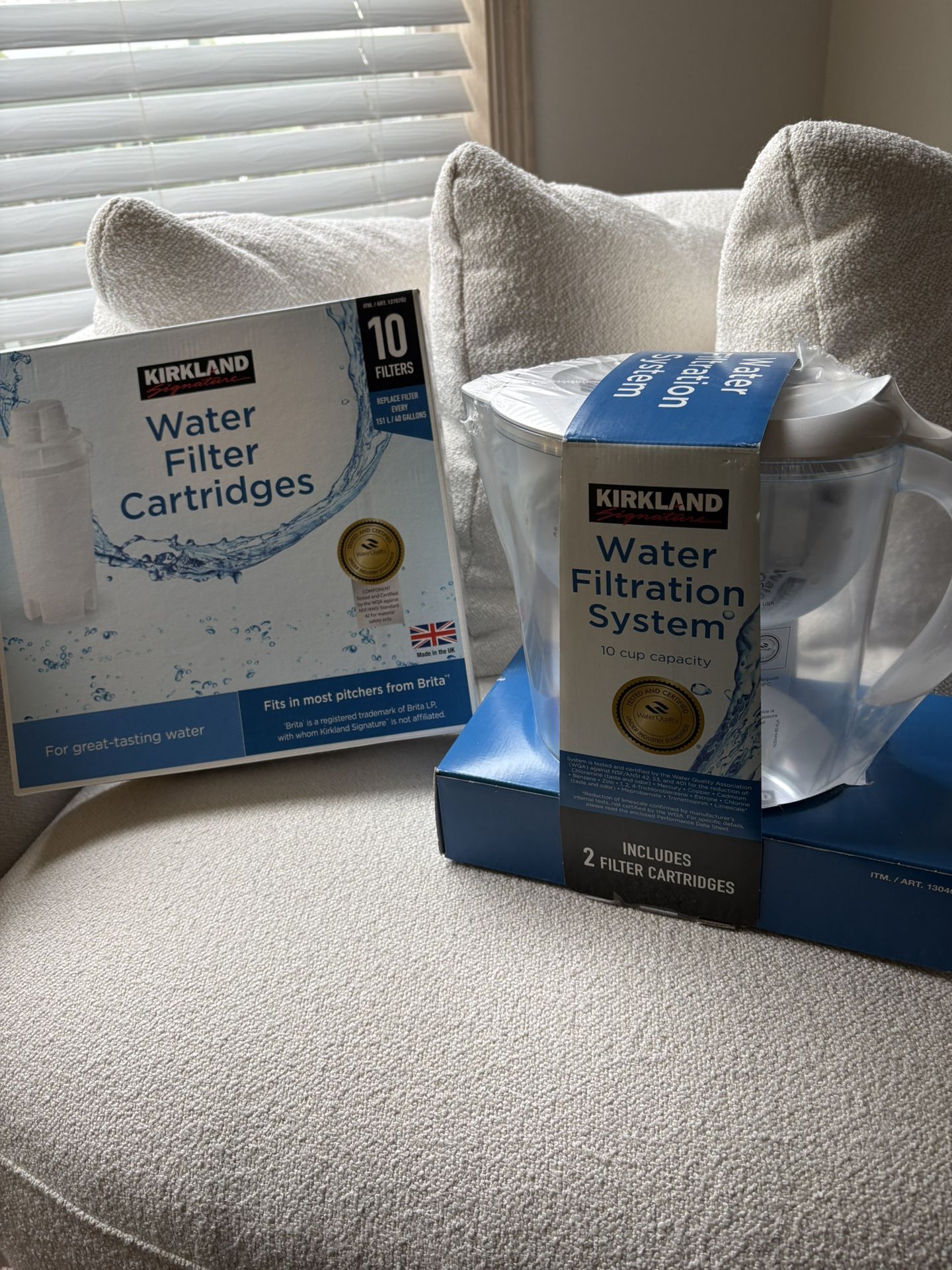 Kirkland signature Water Filtration System + Water filter cartridges