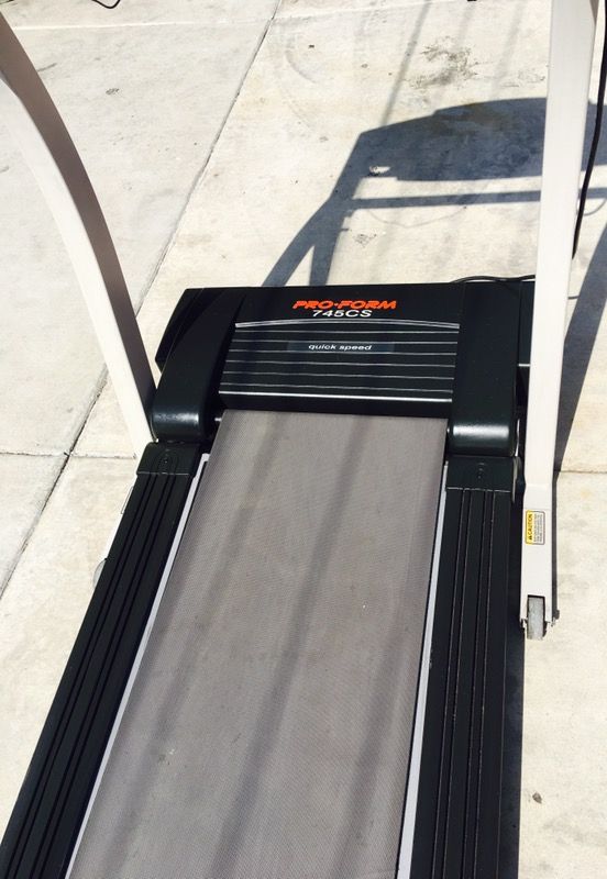 ProForm 745CS Quick Speed Treadmill for Sale in South El Monte, CA