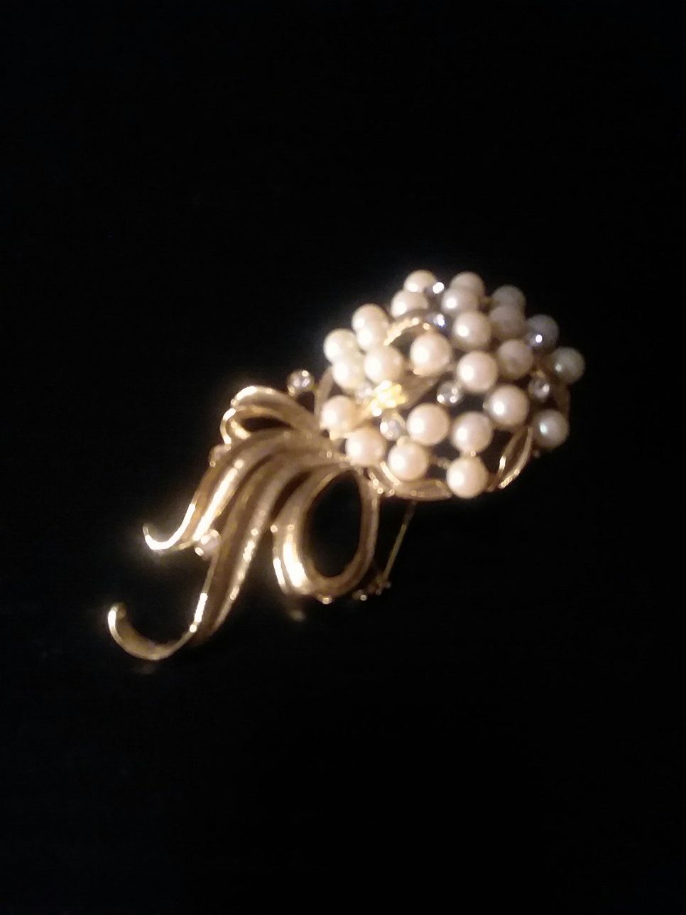 Floral Blossom Pearl Brooch