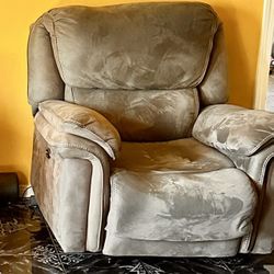 Norfolk Power Reclining Set