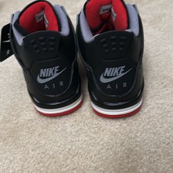 Air Jordan 4 Retro (GS)