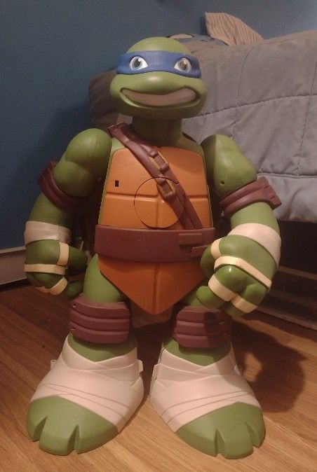 2015 24” Nickelodeon TMNT Mutant Ninja Turtles Mutations Giant Leonardo Playset