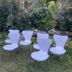 White Bent Wood Stackable Chairs And Barstools With Metal Legs