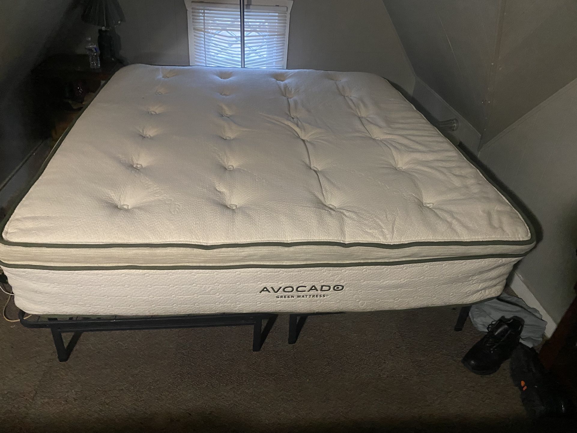 King AVOCADO Green Mattress