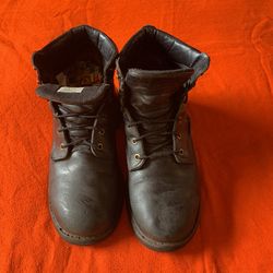 Size 11 redwing boots