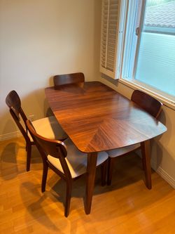 Living Spaces Dining Table with Chairs