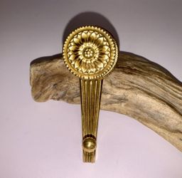 Vintage Italian Brass Sunburst Rosette Wall Hook – Made in Italy