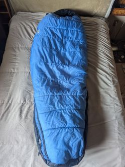 15F sleeping bag women's mountain hardware mummy women's reg rei marmot Nemo North face non down polargaurd camping hiking cold snow sub zero big Agne