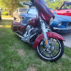 2017 Harley-Davidson Street Glide 