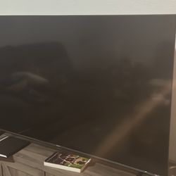 55” Hisense Flat Screen TV 
