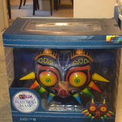 Majora's Mask Painted Statue New In Box