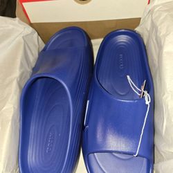 Nike ReactX Rejuven8
Men's Slides Size 12
