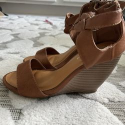 Women's Shoes Wedge Sandals Size 6