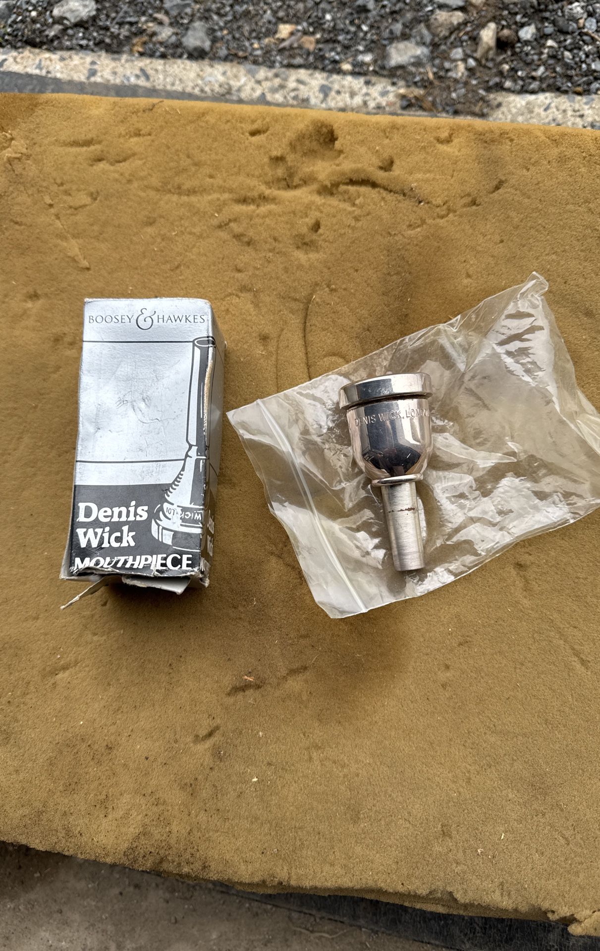 Denis Wick Trombone Mouth Piece 5880 4AL