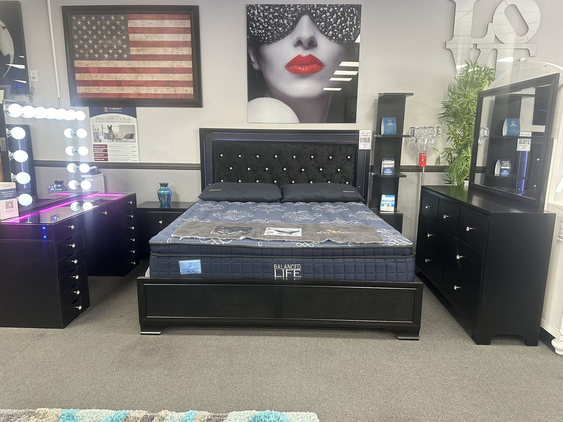 4PC King Bedroom Set