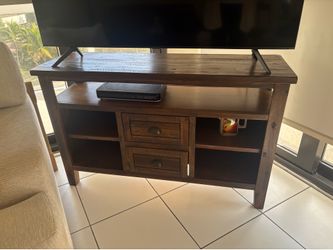 TV table