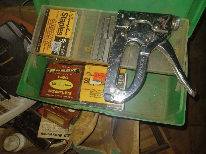 Heavy Duty Stapler