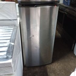 Stainless Steel 24-in Refrigerator