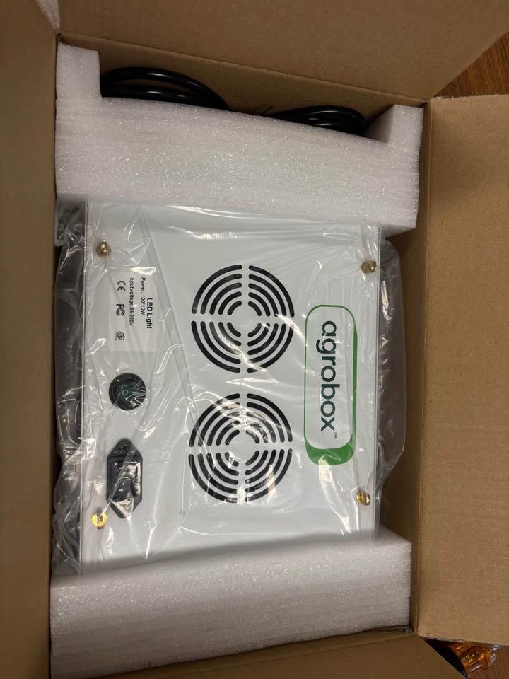 1000W LED Grow Light