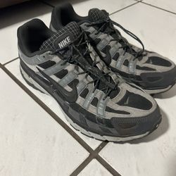 Nike P6900 Shoes