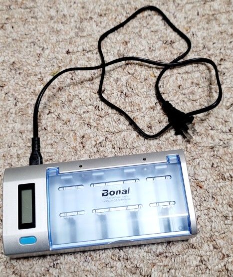 Bonai LCD Universal Battery Charger