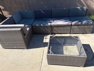 Outdoor Wicker Patio Set