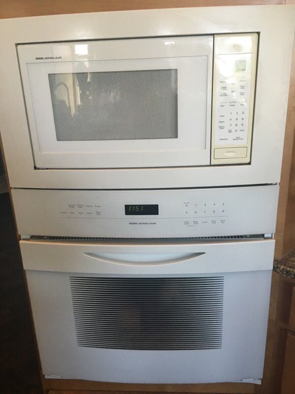 Jenn air convection oven and microwave combo. New heating elements installed last year