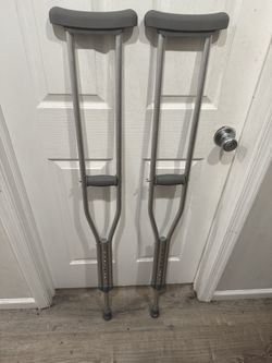 Crutches 
