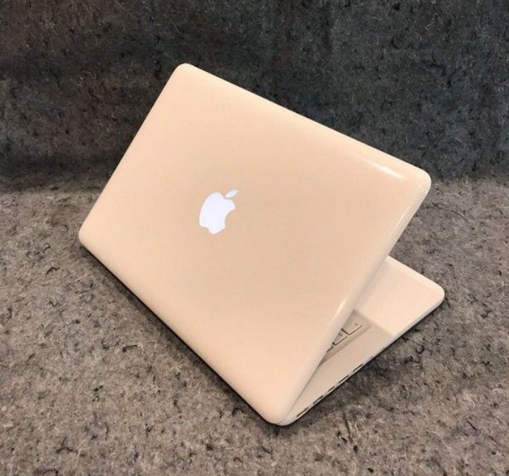 Macbook