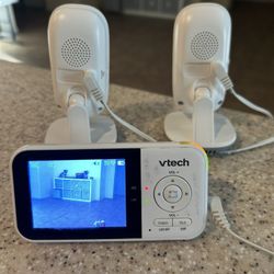 VTech VM819-2 Baby Monitor, 2.8” Screen, 2 Cameras