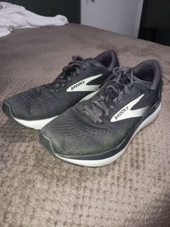 Brooks Ghost running shoes