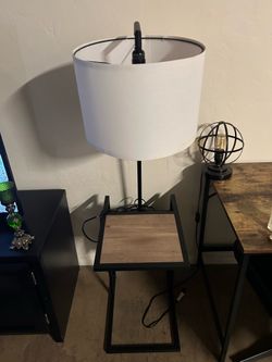 Side table w/ lamp