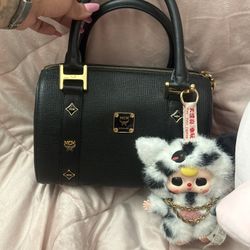 authentic boston viestos MCM leather purse