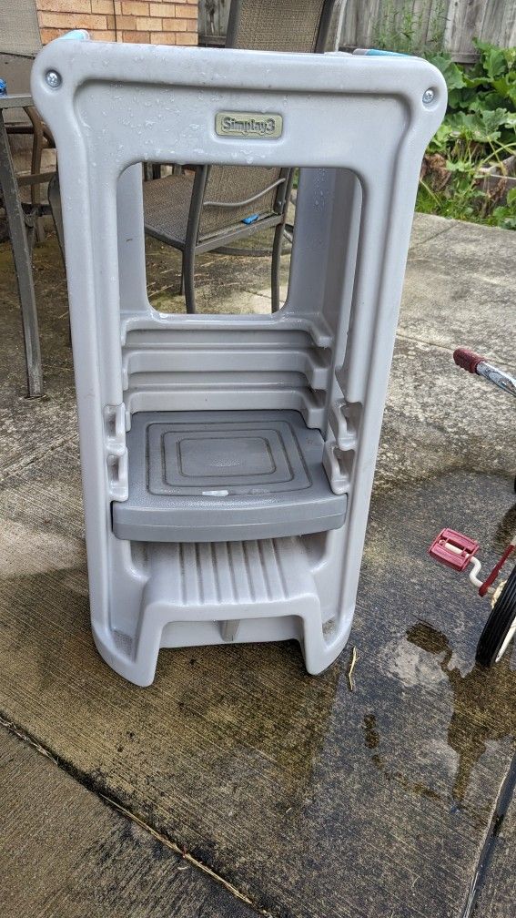 Toddler / Kid Tower Adjustable Stool for Kitchen 