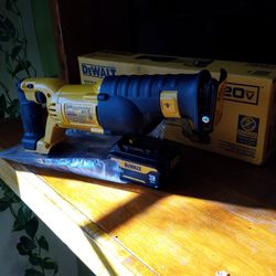 DeWalt. 20 V Max.   New Sawzall.  Battery.   3.0 AH.   Lithium 