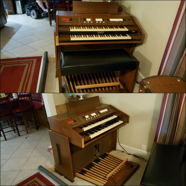 Baldwin Fantasia electric organ, model 230D