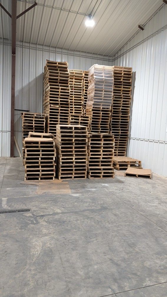 Free Wood Pallets 42x36 48x48 Free Fire Wood
