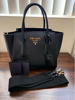 Prada - Shopping in Pelle Vitello Nero TU