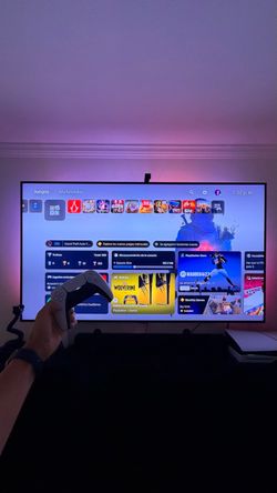 Ps5 slim + extra remote
