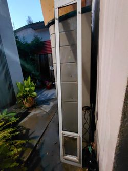 Pet Door for sliding glass door.