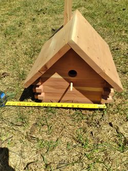 Log Cabin Bird House 