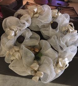 Beautiful Xmas wreath !!