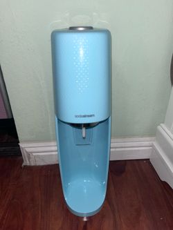 SodaStream Sparkling Water Maker w/ CO2 Cylinder - Light Blue