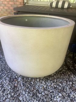 WEST ELM HUGE INDOOR/ OUTDOOR PLANTER