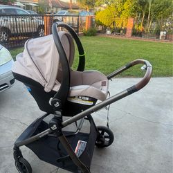 Maxi-Cosi Zelia™ Luxe 5-in-1 Modular Travel System