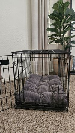 Dog crate with bed pad (Medium size)