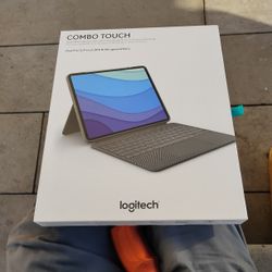 Combo Touch Detachable Keyboard Case With Trackpad And Smart Connector Technology 