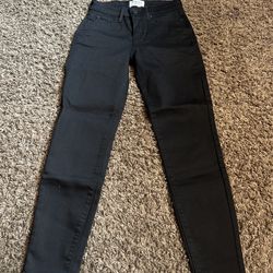 Woman’s DENIZEN From Levis  HIGH RISE SKINNY Jeans Size 26x28