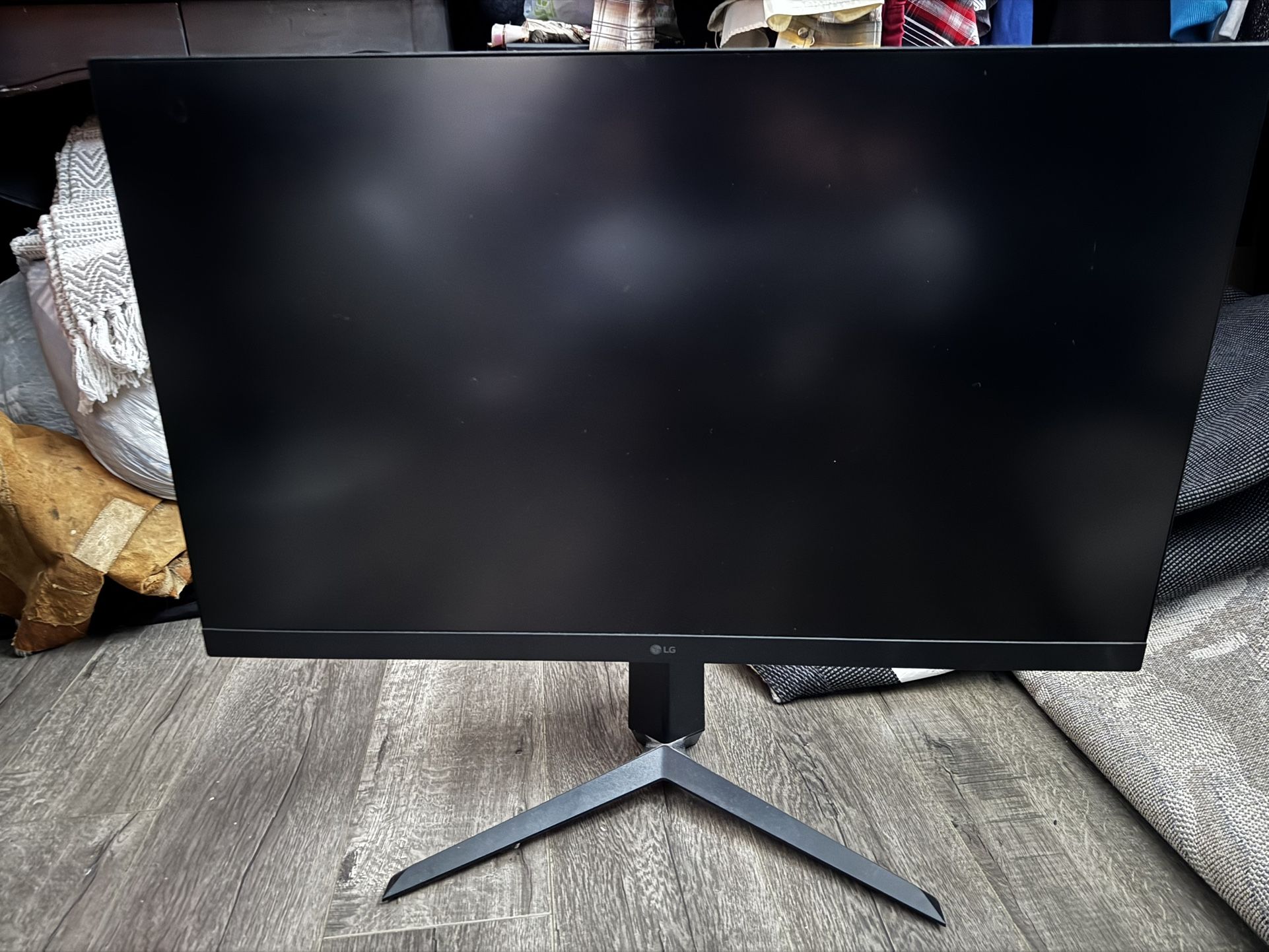 โก๏ธ LG UltraGear 32โ QHD Gaming Monitor โ 165Hz | HDR10 | FreeSync Premium ๐ฅ